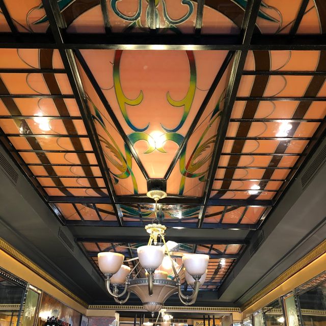 Brasserie le Pyréneen, allées Roosevelt, 1925