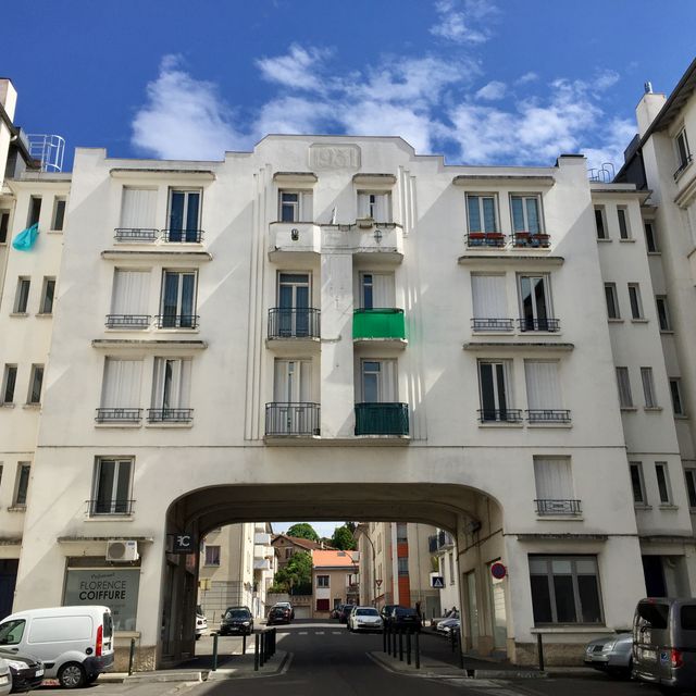 Cité HBM Bonnefoy,, rue Aicard, arch. J. Montariol, 1931