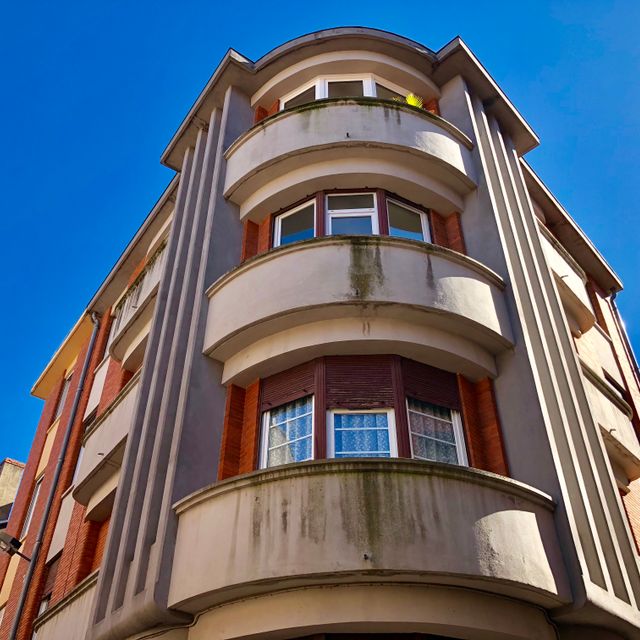 Immeuble Bertoluzzi, rue de Caraman, arch. M. Munvez, 1938