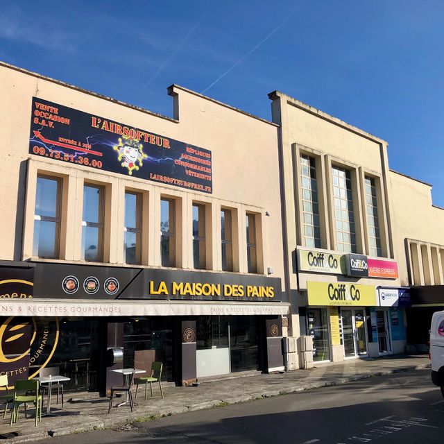 Ancien Garage, avenue J. Chaubet